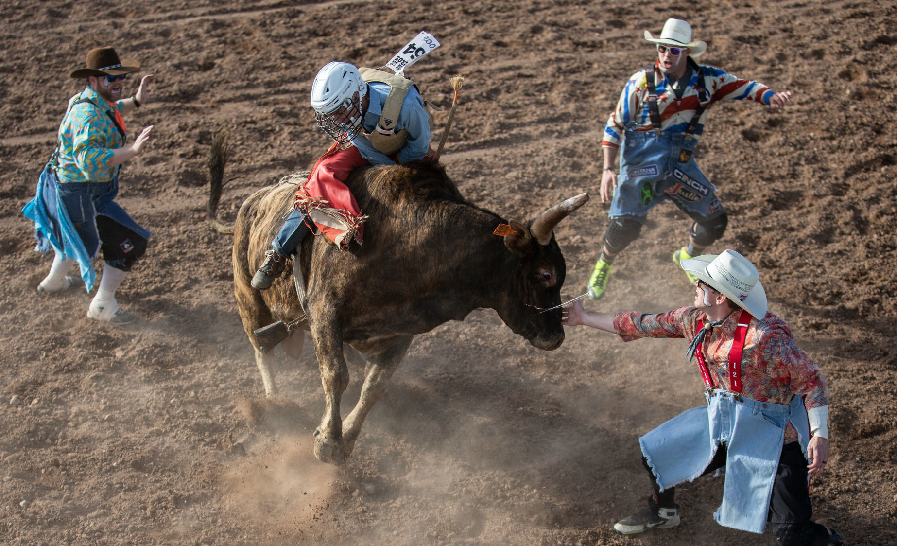 022120-sports-rodeo-08.JPG